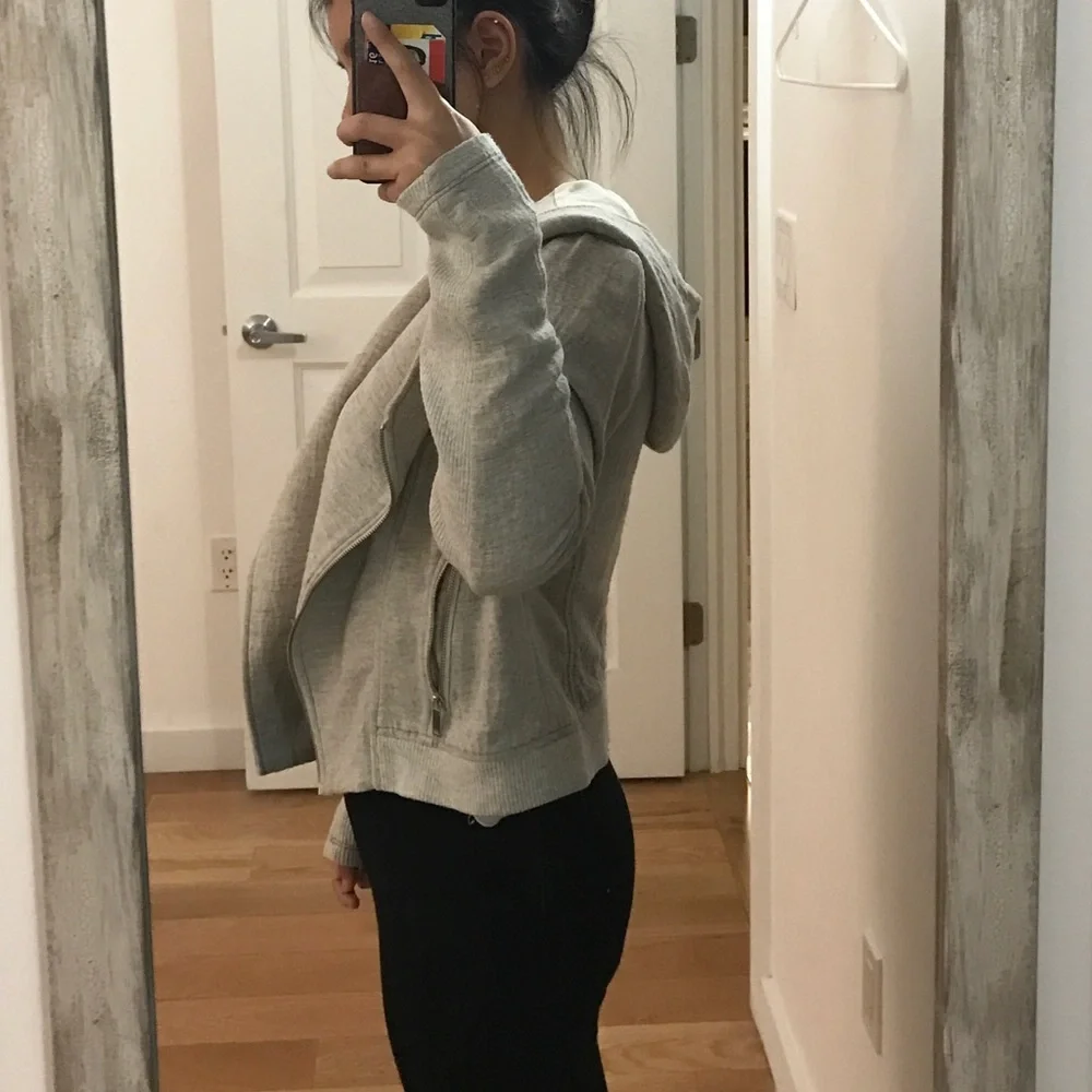 ✨Zara light grey jacket with hoodie✨ - Picture 2 of 3